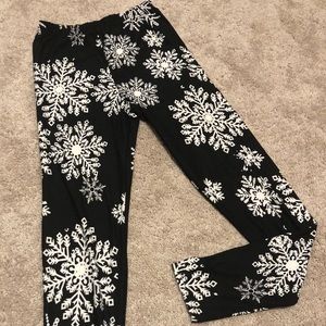 Agnes & Dora XS Snowflake Leggings